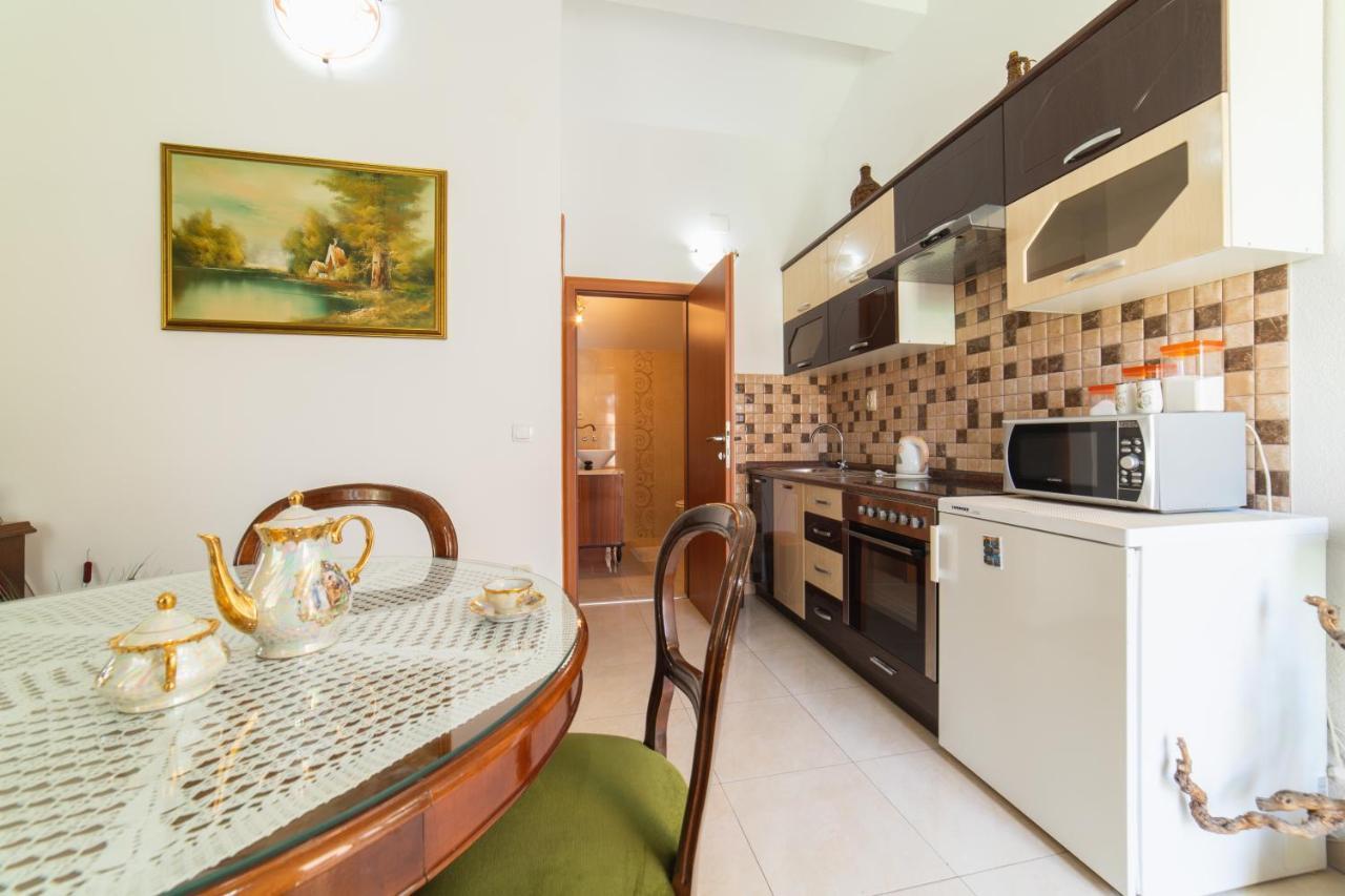 Apartments Villa Mira Kaštela 外观 照片
