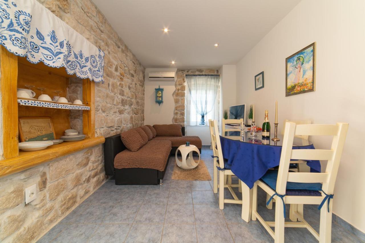 Apartments Villa Mira Kaštela 外观 照片