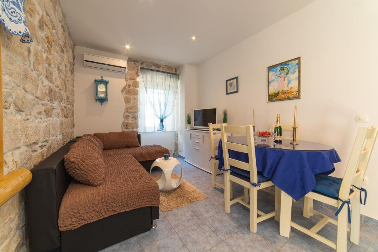Apartments Villa Mira Kaštela 外观 照片